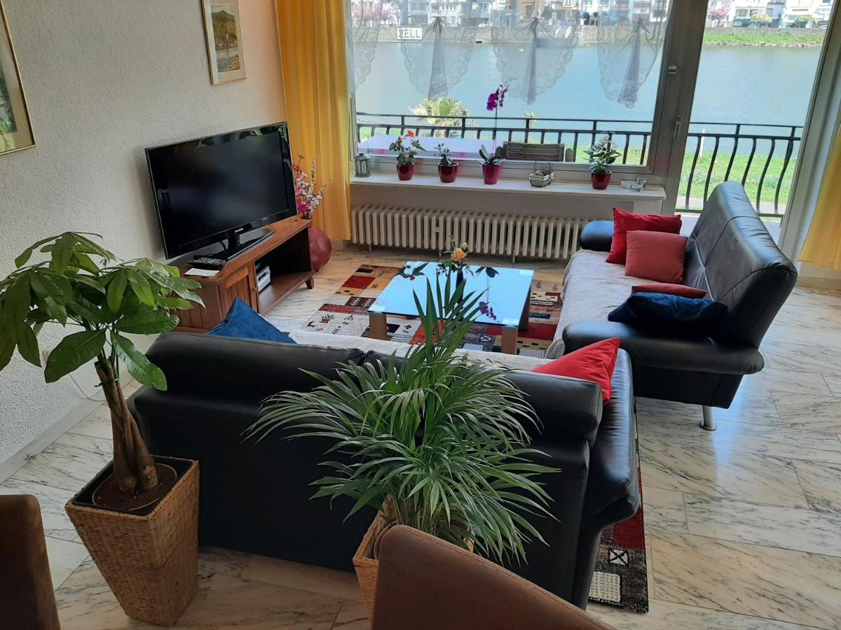 "Ferienhaus An Der Mosel" Zell an der Mosel Exterior photo