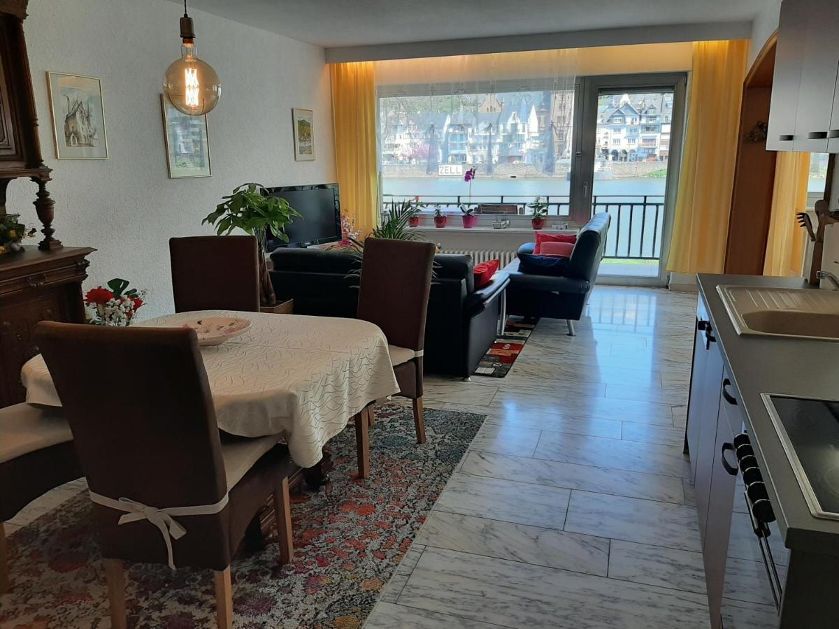 "Ferienhaus An Der Mosel" Zell an der Mosel Exterior photo