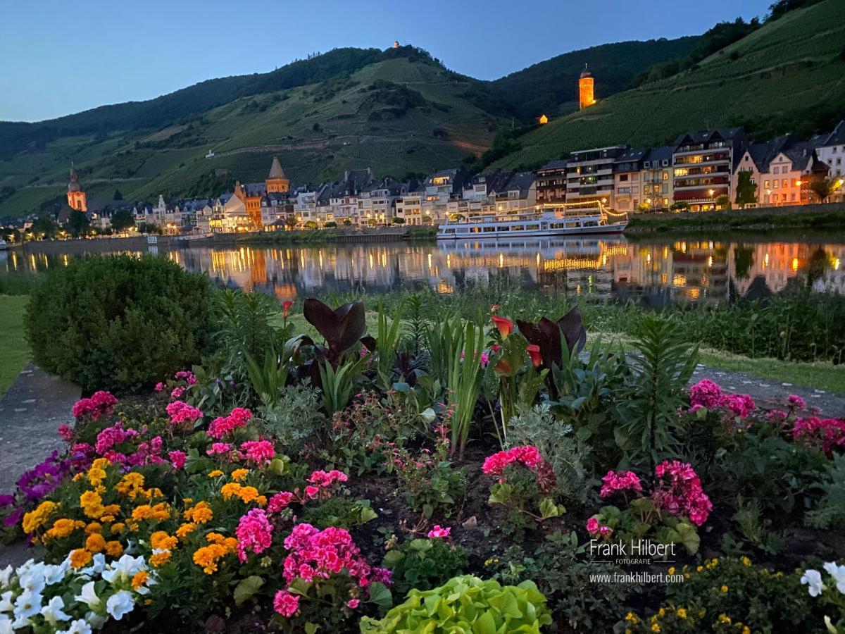 "Ferienhaus An Der Mosel" Zell an der Mosel Exterior photo