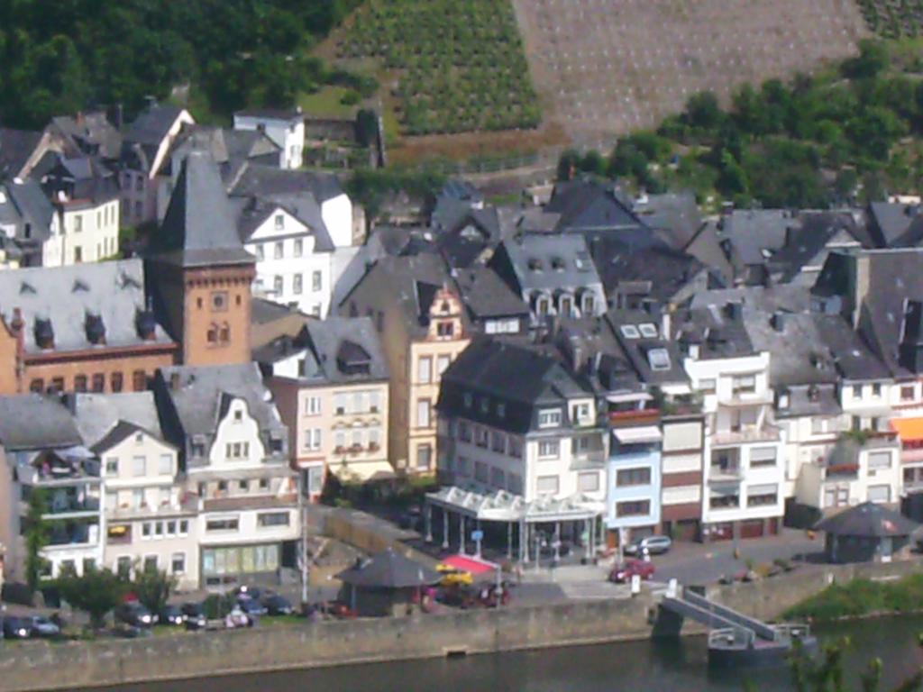 "Ferienhaus An Der Mosel" Zell an der Mosel Exterior photo
